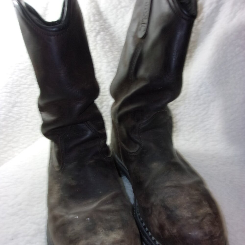 S-130 MENS REDWING  STEEL TOE WORK BOOTS